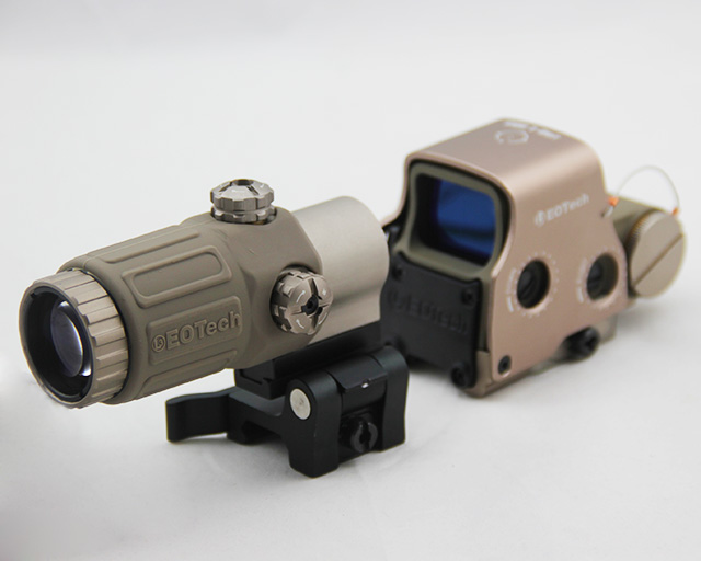 Holographic Hybrid 558 Sight II 65 MOA Circle with G33 3X Tan